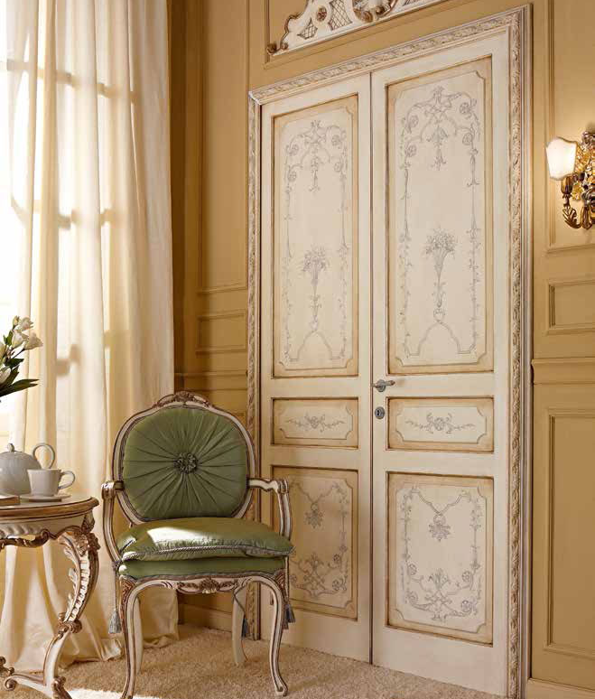 Итальянская мягкая мебель фабрики ANDREA FANFANI Декорированная дверь