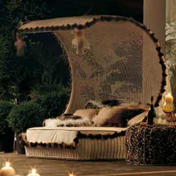 Итальянская спальня Chic Exotic Home фабрики ALTAMODA Диван Love Seat