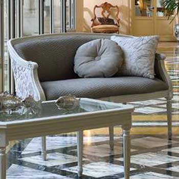 Итальянская мягкая мебель Luxury Ornella фабрики VENETA SEDIE Диван