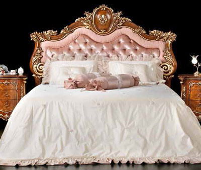 Итальянская спальня Firenze фабрики BARNINI OSEO Кровать без изножья с обивкой капитоне сп. место 160X190