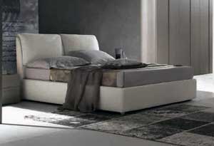 Итальянская кровать Edra фабрики MARONESE Кровать Edra 160х195