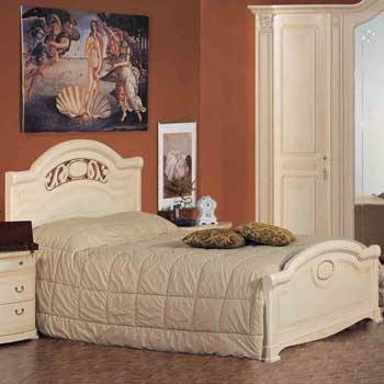 Итальянская спальня Giotto фабрики ALBERTO & MARIO GHEZZANI Кровать Italia