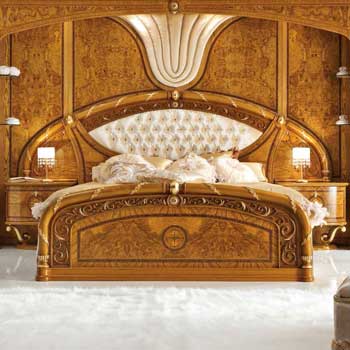 Итальянская спальня Jasmine фабрики VALDERAMOBILI Кровать King Size с изножьем и стразами Swarovski