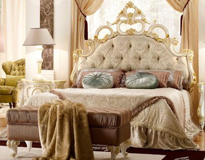 Итальянская спальня Le Rose Bianco фабрики GRILLI Кровать с мягким изголовьем размера Super King сп. место 200X205