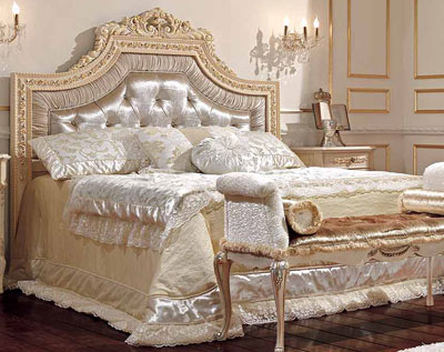 Итальянская спальня Reggenza Luxury фабрики BARNINI OSEO Кровать с мягким изголовьем размера Super king сп. место 202X212