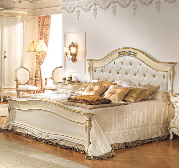 Итальянская спальня Napoleone Laccata фабрики ANTONELLI MORAVIO & C (AMC) Кровать с мягким изголовьем сп. место 160Х190