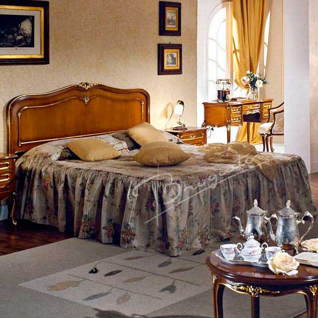 Итальянская спальня Dannunzio фабрики BROGIATO Кровать (спальное место 100Х195)