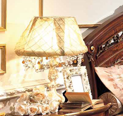 Итальянская спальня Reggenza Luxury  фабрики BARNINI OSEO Лампа для прикроватной тумбы