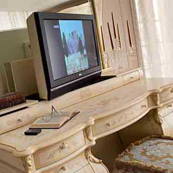 Итальянская спальня Donatella фабрики ALBERTO & MARIO GHEZZANI Модуль-подставка под ТВ