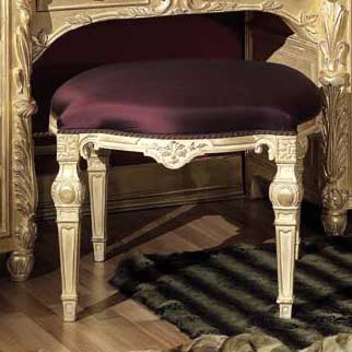 Итальянская спальня Luxury фабрики ASNAGHI INTERIORS Пуф Modigliani