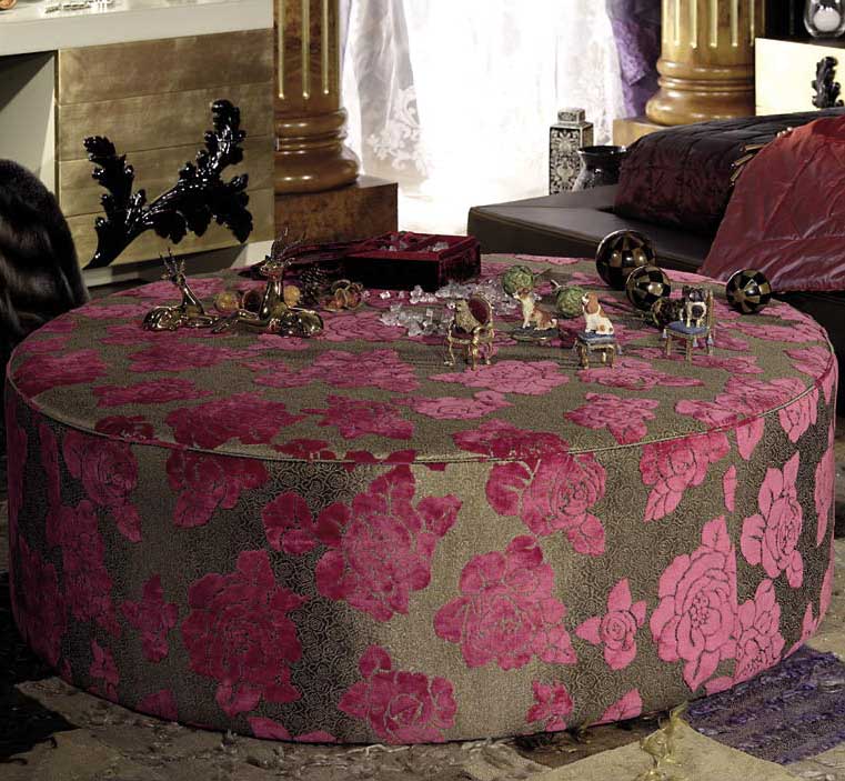 Итальянская спальня Luxury фабрики ASNAGHI INTERIORS Пуф Sisley