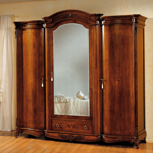 Итальянская спальня Isabella Noce фабрики ANTONELLI MORAVIO & C (AMC) Шкаф 3-х дверный с зеркалами