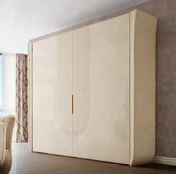 Итальянская спальня Trilogy фабрики REDECO Шкаф купе с раздвижными компланарными дверьми