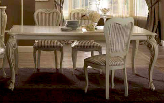Итальянская гостиная Tiziano фабрики ARREDO CLASSIC Стол раскладной с 1 вст.