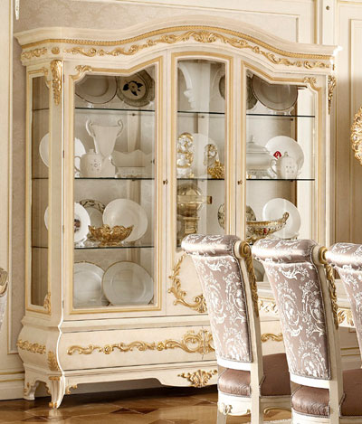 Итальянская гостиная Versailles (Bianco) фабрики GRILLI Витрина 3-дверная
