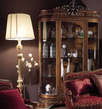 Итальянская мягкая мебель Prestige Loire фабрики ASNAGHI INTERIORS Витрина Loire
