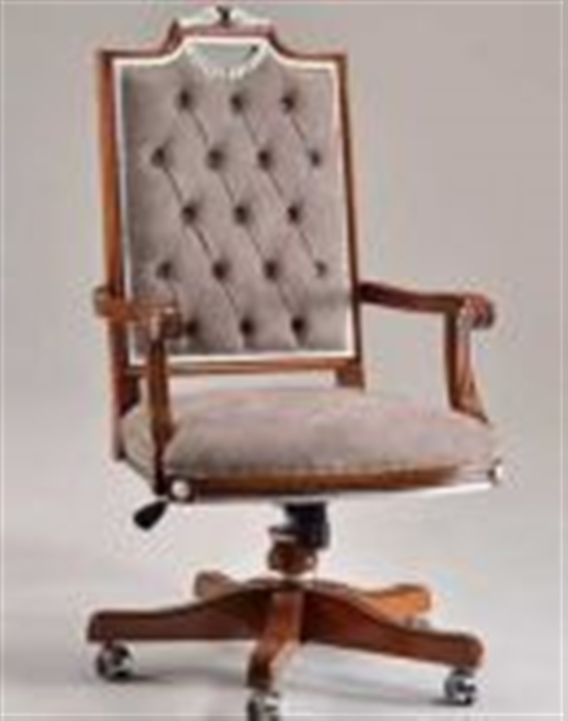 Итальянские кресла для кабинета Luxury фабрики VENETA SEDIE Вращающееся кресло CARLO MAGNO OFFICE
