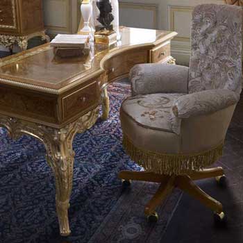 Итальянская спальня Queen Elizabeth фабрики BACCI STILE Вращающееся кресло