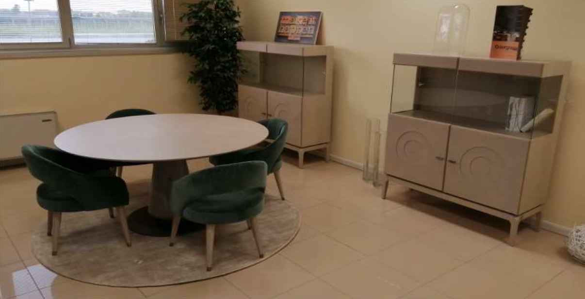 Итальянский комплект мебели для гостиной (2 витрины + стол обеденный + 4 стула) фабрики GIORGIOCASA_169209