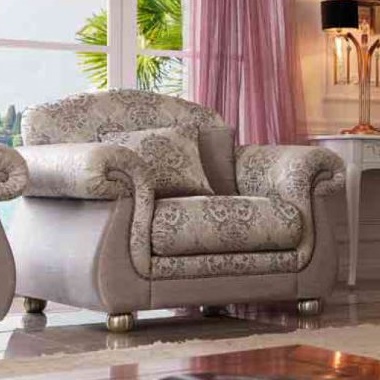 Итальянская мягкая мебель Giuletta e Romeo фабрики GIORGIOCASA (диван+кресло) Кресло