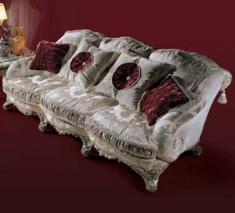 Итальянская мягкая мебель  (диван арт.4643 + 2 кресла арт. 4641) фабрики EZIO BELLOTTI Диван 3-х местный 